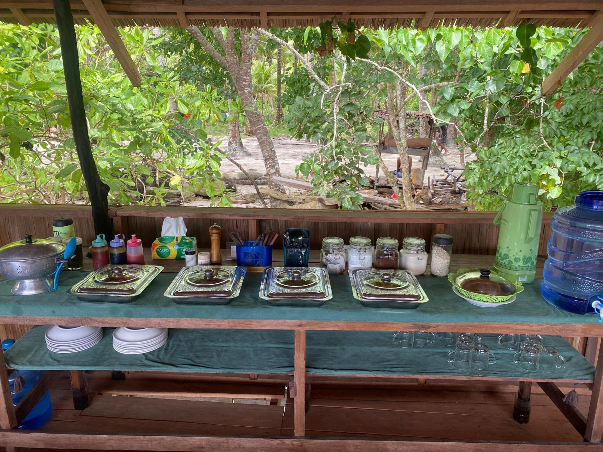 Mansuar Raja Ampat Bungalows Kri Luaran gambar